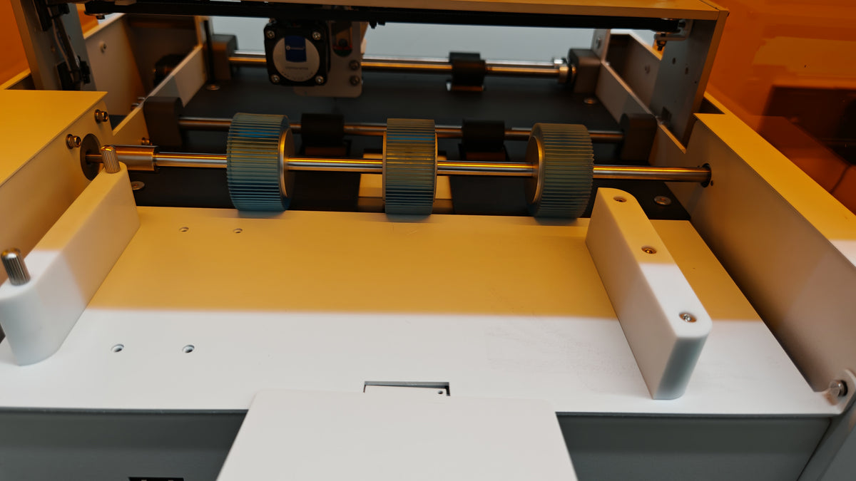 UUNA TEK® iAuto Plus 2.0 – Die KI-Schreibmaschine der nächsten Generation, schreibt bis zu 250 Briefe und 95 Umschläge pro Ladung